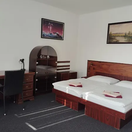 Lux Hotel Ceske Budejovice